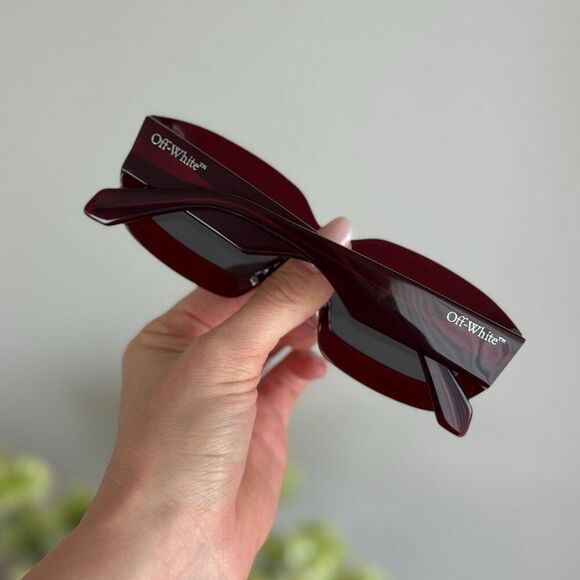Off-White CHARLOTTE Women Sunglasses Burgundy Grey Rectangle OERI138 CHARLOTTE main image 12